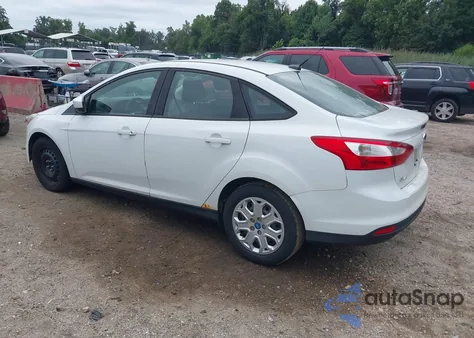 2012 Ford Focus Se из США, поврежденный, VIN 1FAHP3F22CL184259